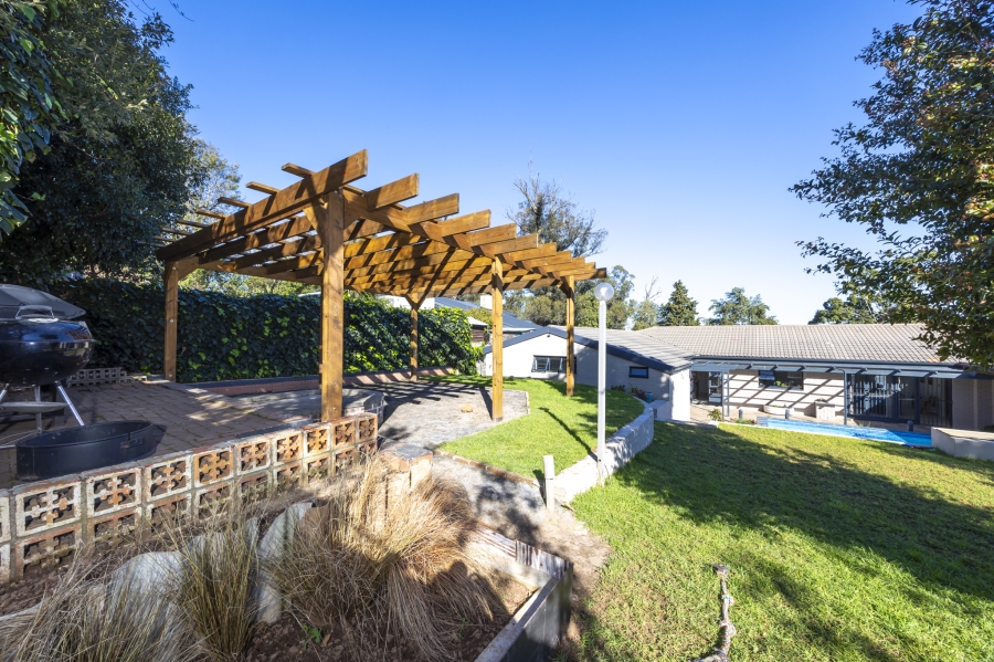 3 Bedroom Property for Sale in Kenridge Western Cape